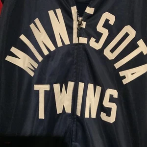 NUEVA CHAQUETA VINTAGE CARL BANKS GIII SPORTS MINNESOTA TWINS NYLON CREMALLERA COMPLETA MLB - Imagen 1 de 5