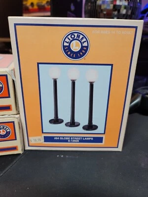 O Scale Lionel #6-12926 Three Globe Lights  - Image 1 of 3