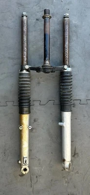 Horquillas superiores Honda CT70 CT 70 OEM 1977 1978 1979 Foto 1 de 4