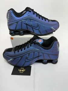 Nike Shox R4 Men's Size 11 Iridescent HQ3446-001 Metallic Rare Sold Out - Picture 1 of 5