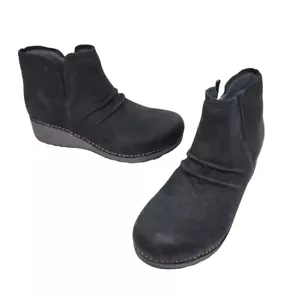 Dansko Womens Caley Bootie Black Leather Milled Nubuck Zipper Wedge Size 8.5 New - Picture 1 of 13