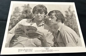 HELP-THE BEATLES -original B/W STUDIO STILL - 8x10- 1965- PAUL and RINGO - Picture 1 of 1