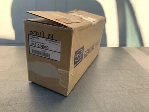 SUBARU FORESTER 14 18 STOP HIGH MOUNT LIGHT LAMP CENTER    ORIGINAL GENUINE OEM - Picture 1 of 2