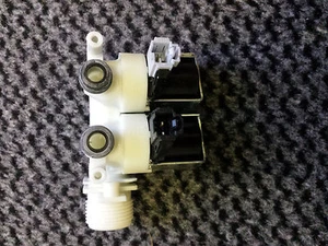 Ariston Indesit IWC81482 IWE81681 Double Solenoid Fill inlet water Valve creda - Picture 1 of 3