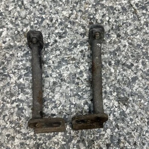 1983 Honda CR125R CR125 OEM Radiator Brackets - Bild 1 von 2