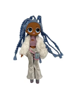 LOL Surprise OMG Winter Disco Snowlicious bambola capelli blu vestito cappotto top pantaloni - Foto 1 di 8