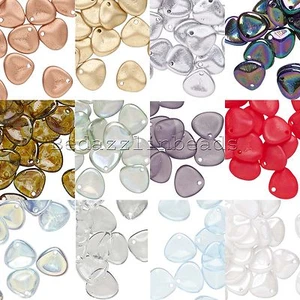 Lot of 10 Czech Glass 8mm x 7mm Triangular Shaped Triangle Teardrop Drop Beads - Picture 1 of 13