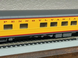Pennsylvania 10-6 Schlafwagen " UP CITIES " GELB DURCHSATZWAGEN HO Scale mit INNENAUSSTATTUNG NEU - Bild 1 von 12