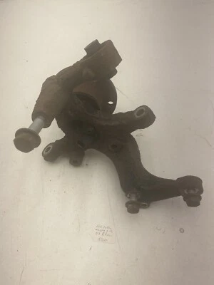 Volkswagen Jetta Wagon 2011-2014 eje trasero derecho buje de nudillo OEM. Foto 1 de 4