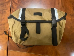New! NOS Swift Industries Catalyst Pack. Bicycle Bike Handlebar Bag. Made In USA - Picture 1 of 16