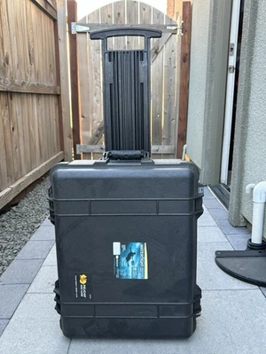 Pelican 1560 Rolling Protector Case Watertight Black With Foam - Image 1 of 4