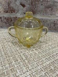 Yellow Depression Federal Glass Star Sugar Bowl with Lid circa 1950s - Picture 1 of 8