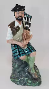 Royal Doulton 8 1/2" Scottish Figurine HN2907 The Piper c1980s Excellent - Picture 1 of 6
