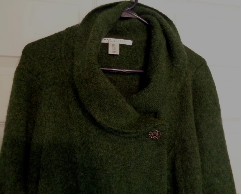 MAX STUDIO WOMEN PLUS 1X DARK GREEN CARDIGAN SWEATER 1 BUTTON DRAPED COLLAR - Image 1 of 4