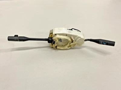 Interruptor de columna inclinable limpiaparabrisas de faros de señal de giro OEM para camioneta Nissan 720 1985-86 Foto 1 de 4