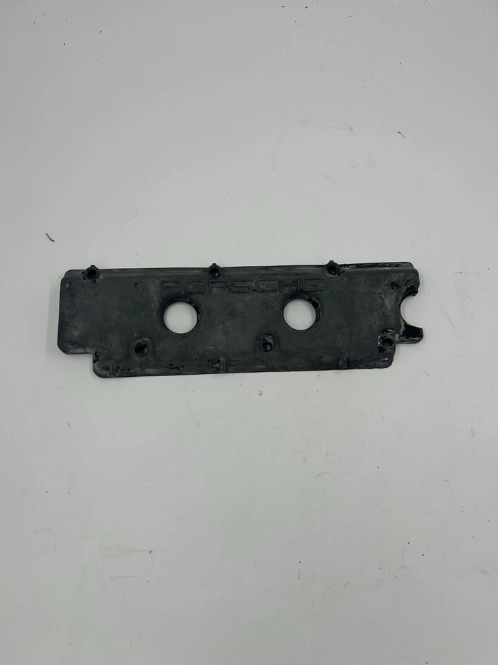Cubierta de válvula superior Porsche 911 901 105 115 0R 914-6 930 965  Foto 1 de 4