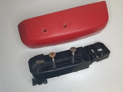 support et capot de filtre a air de moteur Honda gxv140 de Honda HR2150 sm - Photo 1/2