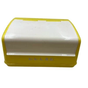 Caja de pan Lustro Ware amarillo blanco plástico mediados de siglo de colección hecha en Estados Unidos B-20 MCM - Imagen 1 de 14
