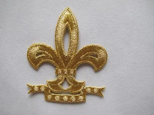 2911 2 1/8"x2 1/2" Gold Golden Fleur-De-Lis Embroidery Iron On Applique Patch - Picture 1 of 1