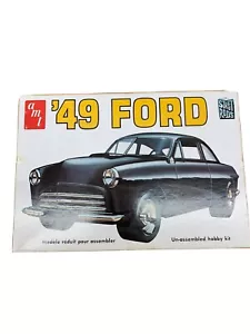 AMT-601 Street Rods '49 Ford Custom Coupè 1/25 Model Kit 2008 - Foto 1 di 5