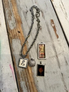 Lot Of Miscellaneous Charms Pendants For Necklace - Picture 1 of 5
