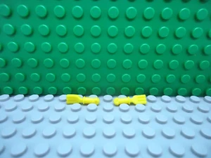 Lego mini figure 2 Yellow Forks Friends Cutlery Kitchen NEW - Picture 1 of 1