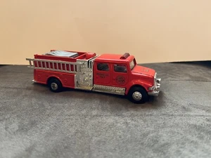 Road Champs 64605 St Louis Engine Company No. 2 Fire Truck 1:64 DieCast - Picture 1 of 5