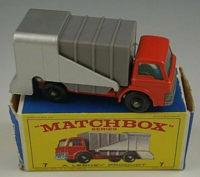MATCHBOX LESNEY #7 1966 REFUSE TRUCK ENGLAND NMIB - Изображение 1 из 4