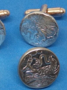  CUFFLINKS &TIE TACK from 1957-1967 MEXICO SILVER UN PESO - Picture 1 of 7