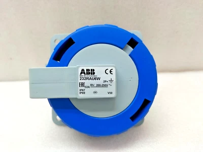 ABB 232RAU6W ANGLED PANEL SOCKET UNIFIED FLANGE 2CMA166948R1000 - Image 1 of 4