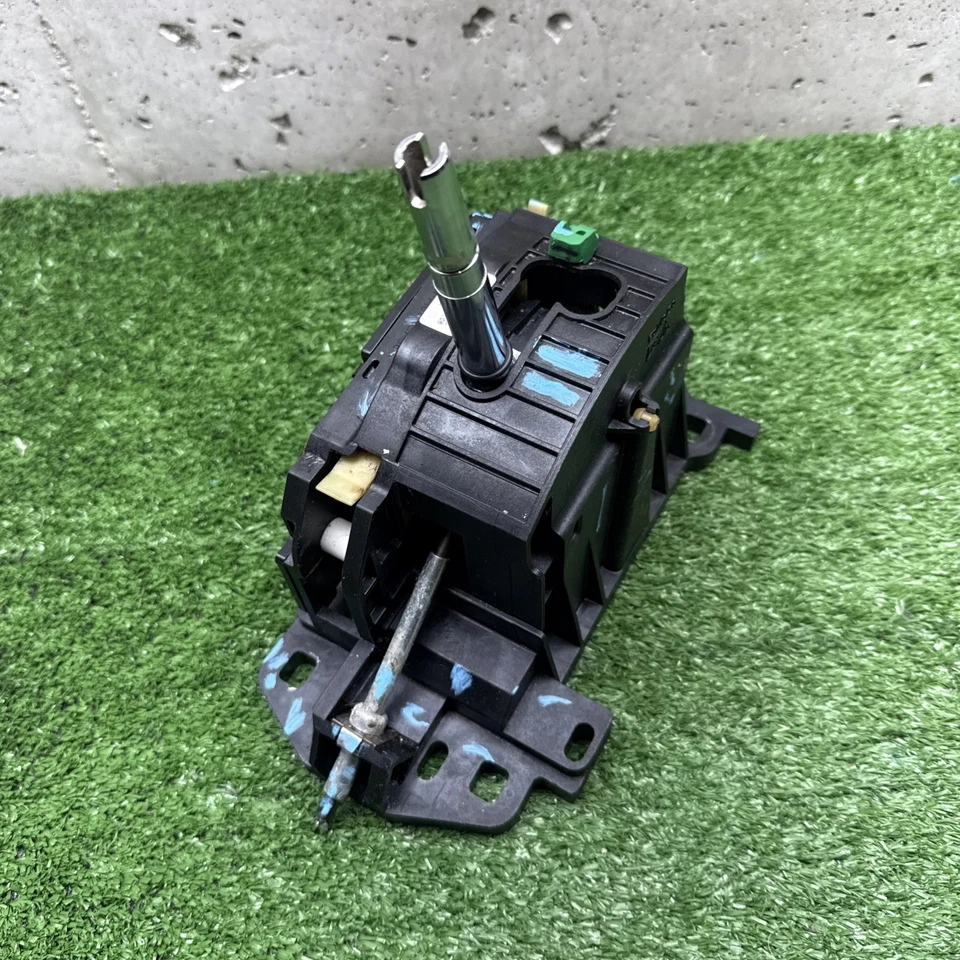 2006-2009 Land Rover Range Rover Sport 05-09 LR3 Auto Gear Selector Shifter OEM - Image 1 of 4