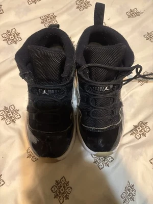 Air Jordan Retro 11 Talla 10 C Niño 378040 Foto 1 de 4