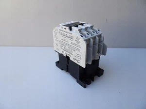 Danfoss Contactors 037H003113 CL 12 24V AC Used - Picture 1 of 10