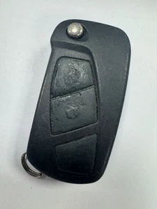 GENUINE FORD KA 3 BUTTON REMOTE FLIP KEY FOB. TESTED & WORKING !! - Picture 1 of 4