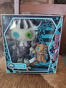 Monster High Frankie Stein plush - Foto 1 di 3