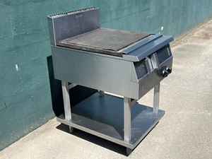 Falcon Dominator G2641 Cast Griddle on Steel Stand with Undershelf (Natural Gas) - Picture 1 of 9