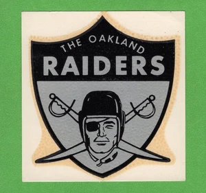 RARO ANTIGUO ORIGINAL 1960 RECUERDO "OAKLAND RAIDERS" CALIF FÚTBOL AGUA CALCOMANÍA ARTE - Imagen 1 de 2