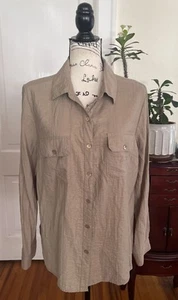 Choices Woman’s Tan /Gold Roll Tab Sleeves Button Up Shirt With Pockets Size L - Picture 1 of 13