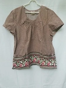Womans White Cross Brown, Salmon & Green Floral Scrub Top, XXL - Picture 1 of 5