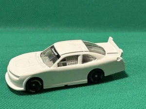 NASCAR 1/64 NASCAR Xfinity Series Chevrolet Camaro Lg Spolier ready for decals. - Picture 1 of 3