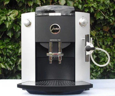 JURA F50 Black Vollautomat, top gepflegt, prof. überarbeitet 💫25 Monate Gewähr - Bild 1 von 4