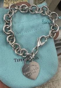 Tiffany & Co. Return to Tiffany Heart Tag Charm Bracelet 925 Sterling Silver W/B - Picture 1 of 2