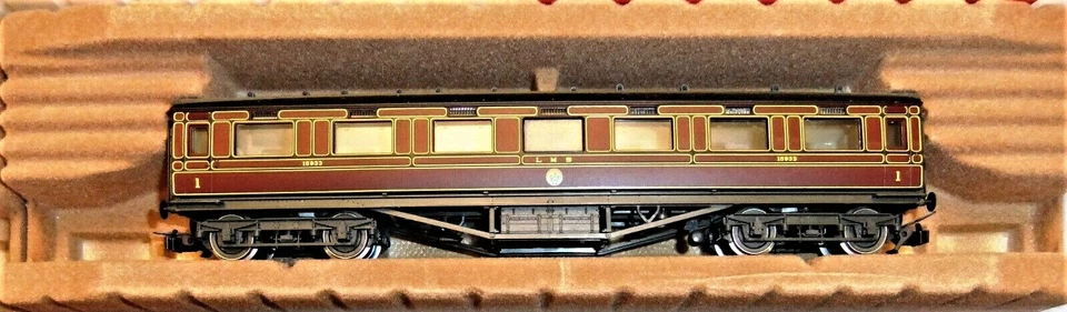 RIVAROSSI H0 - CARROZZA 1^ CLASSE LMS  - Immagine 1 di 1