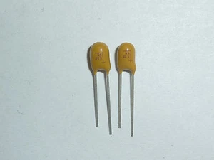 200Pcs Tantalum Capacitor DIP 35V3.3UF 3.3UF 35V 335 Radial - Picture 1 of 1