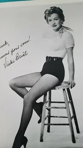 Singer Actress Vicki Benet Signed Inscribed Photo 8 X 10 pinup - Picture 1 of 3
