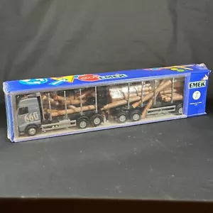 EMEK - Escala 1:25 - Camión maderero Volvo gris y remolque con cargador - Excelente - Imagen 1 de 6