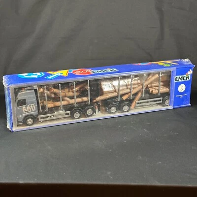 EMEK - Escala 1:25 - Camión maderero Volvo gris y remolque con cargador - Excelente Foto 1 de 4
