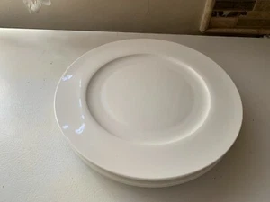 6 Plates Beyond porcelain White Dinner Plates Nwt - Picture 1 of 3