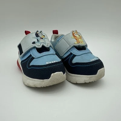 Zapatos de tenis Keepy Uppy azules y bingo para niños pequeños talla 6 Foto 1 de 4
