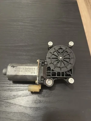 Motor de ventana de puerta delantera convertible OEM BMW E46 01-05 325ci 330ci Foto 1 de 3